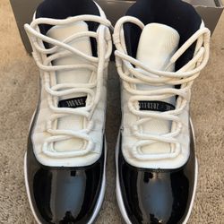 Air Jordan 11 Retro Concord