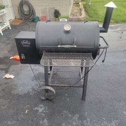 Big Horn Pellet Grill/Smoker