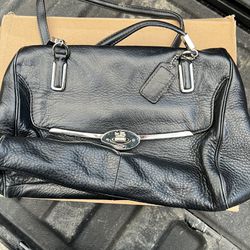 Vintage Coach Black leather Handbag 