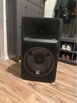 Altec Lansing LIGHTNING powered speaker