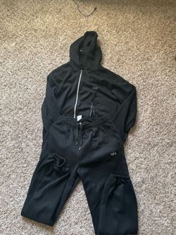 Alo black zip up hoodie set size Medium!!