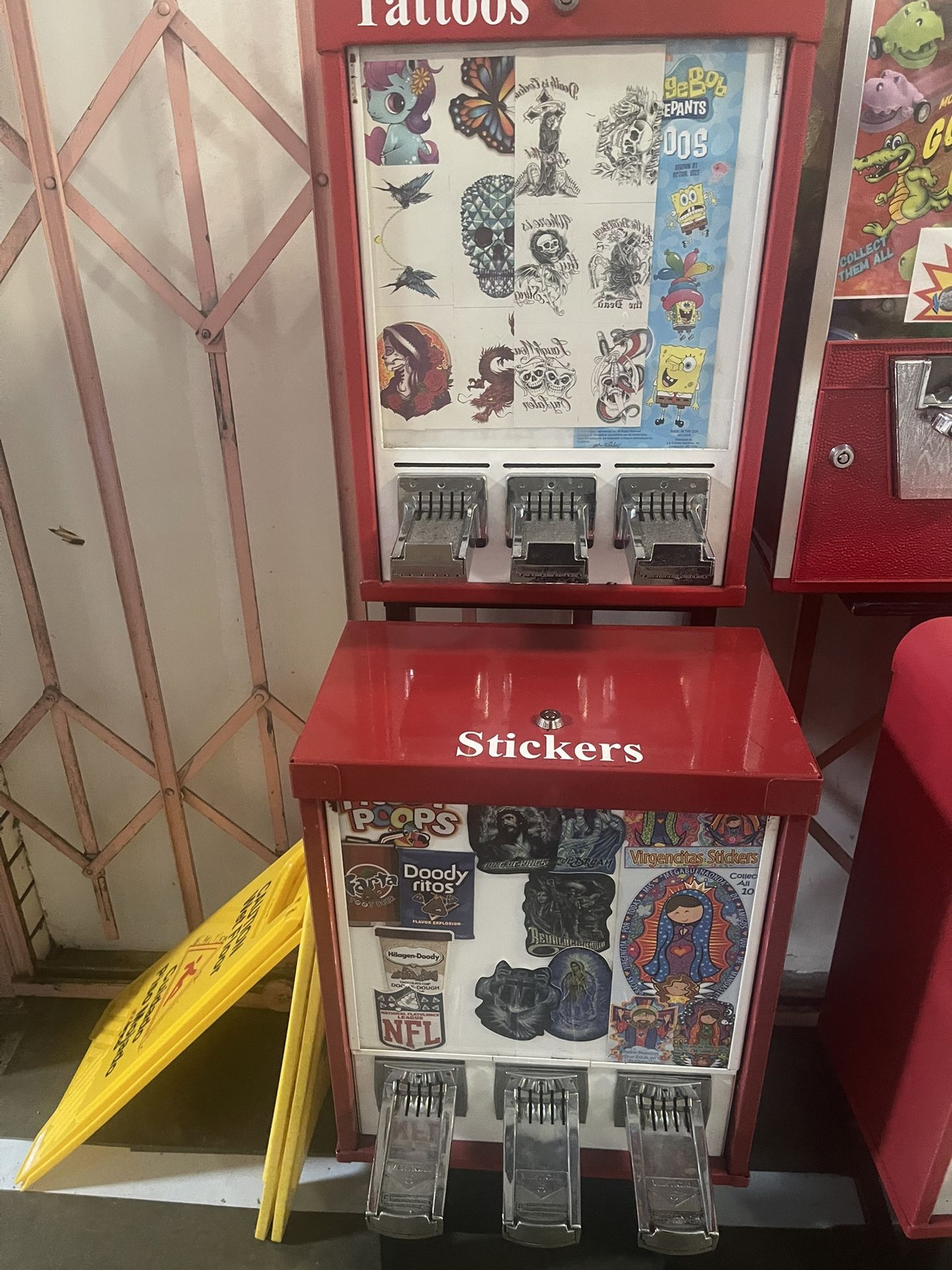 Tattoo Sticker Vending Machines $180 Each π No Stand