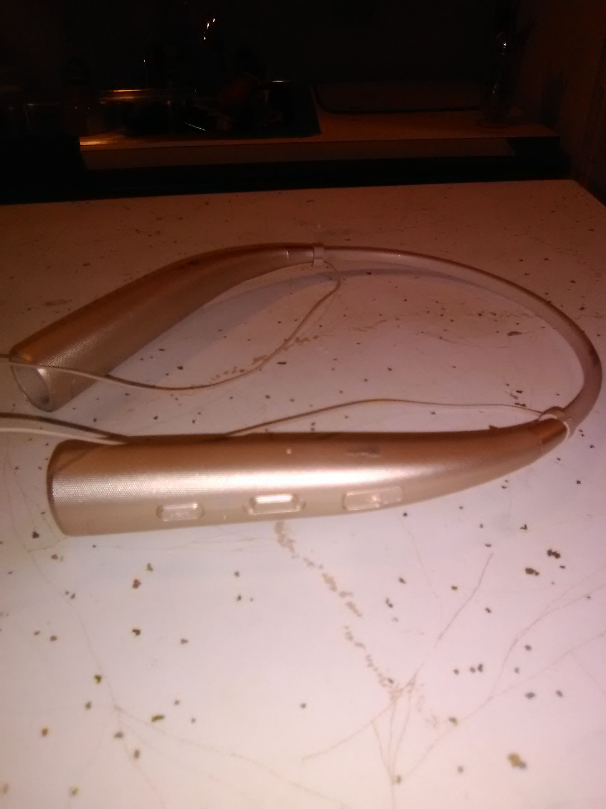 Lg aptx Bluetooth headset