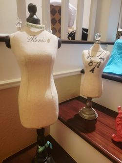 Jewelery Stands - Origami Owl