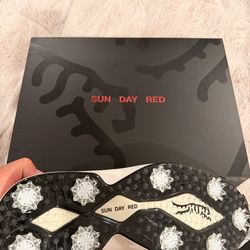 Sunday Red golf shoes brand new never worn