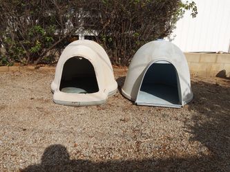 IGLOO Dog Houses for sale