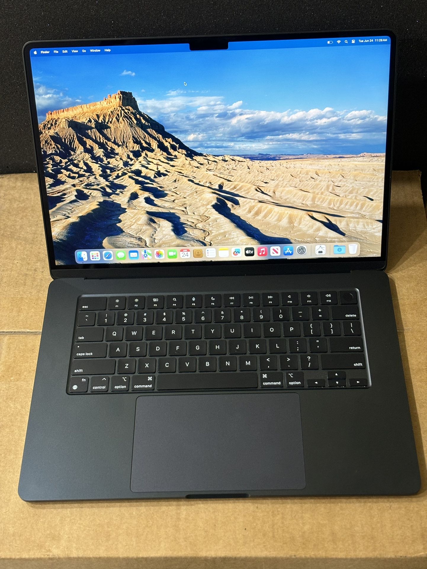 MacBook Air 15 M3 2024 8 gb ram 256 gb ssd midnight