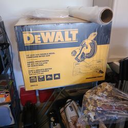 DeWalt 12" Miter Saw