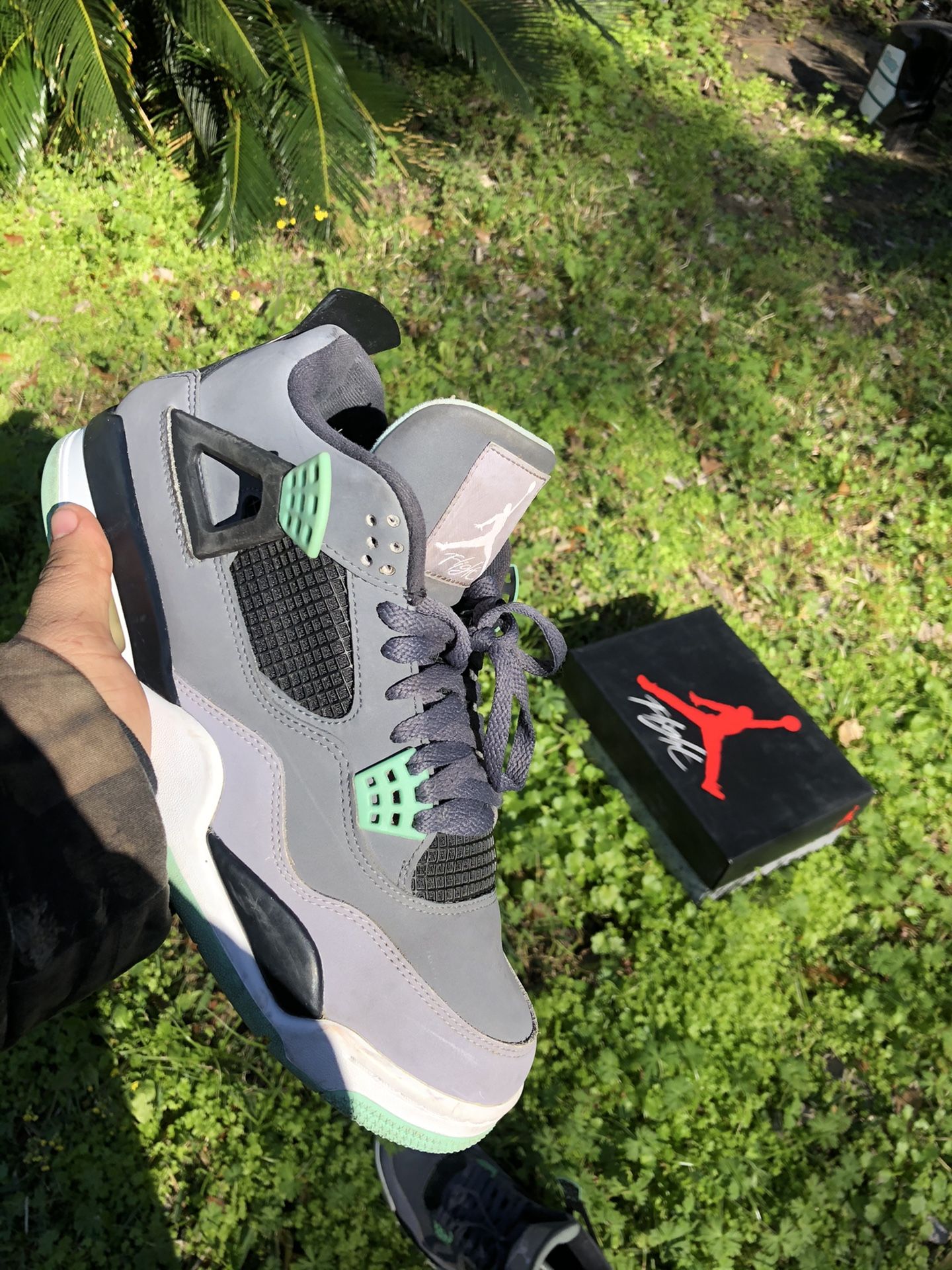 Green glow 4s
