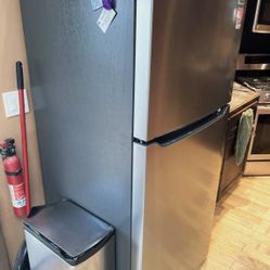 Amana Stainless Refrigerator with Top Freezer