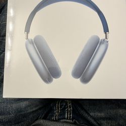 AirPods MAX Brand New Sealed Box 