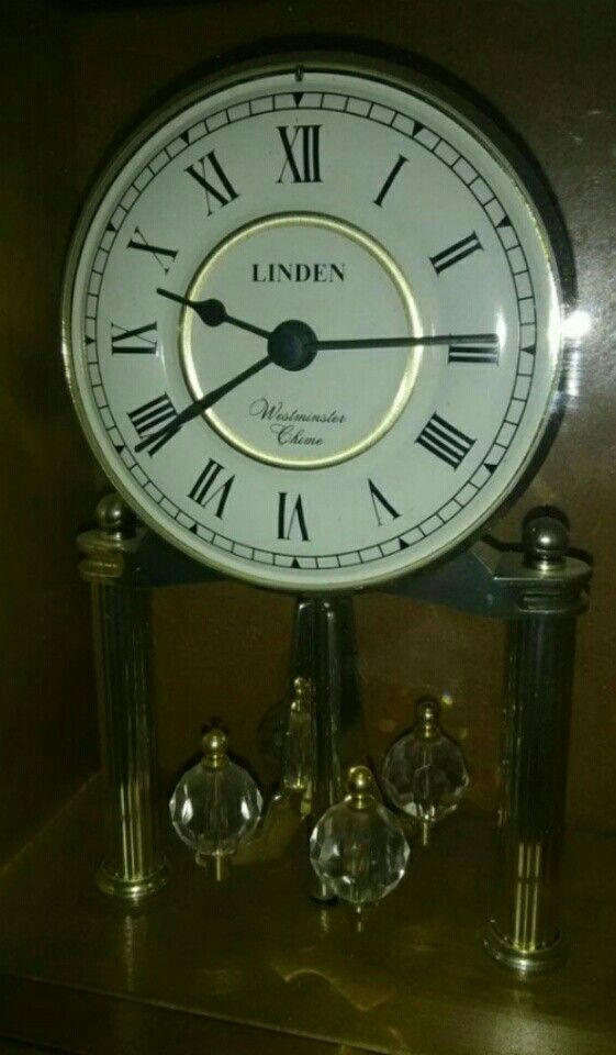 Vintage Linden Westminster Chime mantel clock