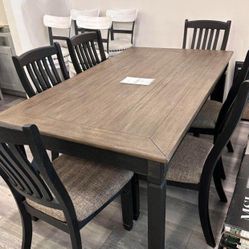 Tyler Creek Black/Gray Dining Table with 6 Chairs