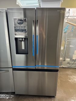 OPEN BOX SAMSUNG FRENCH STYLE REFRIGERATOR STANDARD SIZE