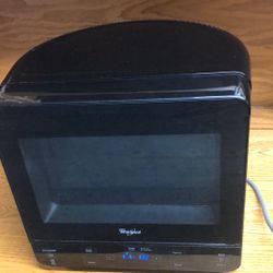 Very good working condition microwave doesn’t take that much space