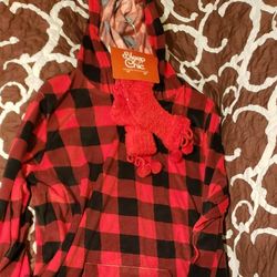 Womens Hooded Nightshirt with Socks Set.