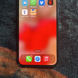 Locked I Phone 13 Pro 