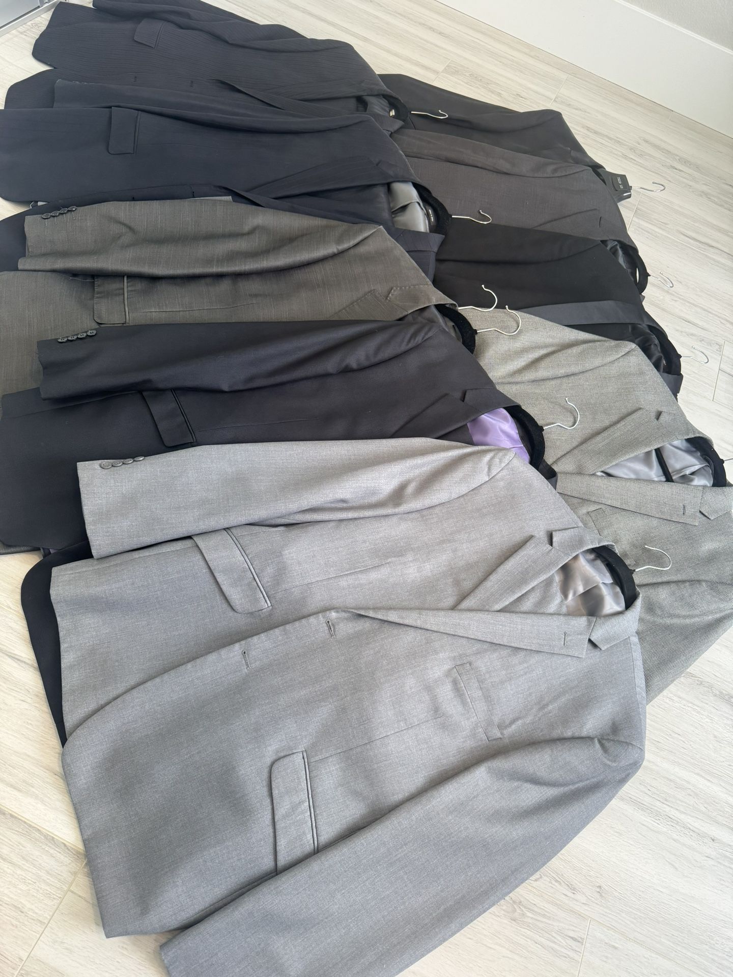 8 Men’s Suits & 1 Sports Jacket