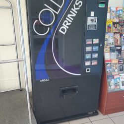 soda vending machine 