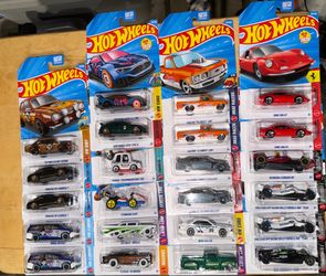 Hot Wheels Lot of 23