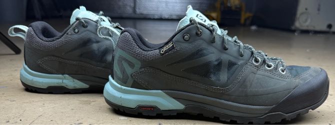 Salomon Women's Size 6.5