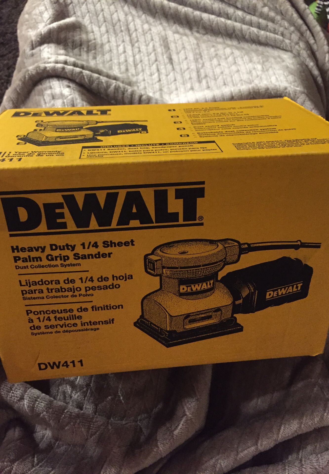 DeWalt Sander
