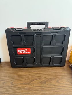 Milwaukee PACKOUT Tool Case – New