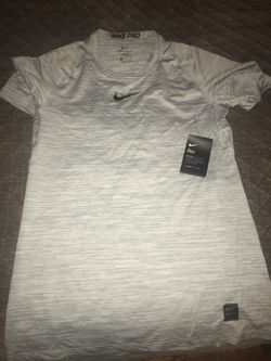 Nike new with tags dry fit shirt
