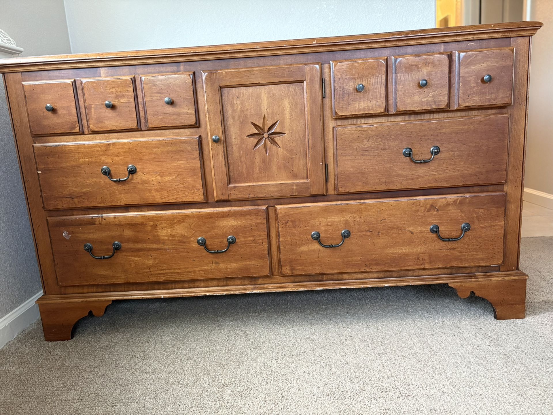 Ethan Allen Country Crossings Double Dresser #17-5412, Finish #227 Cinnamon Maple