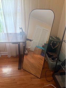 Rounded Full Mirror