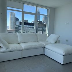 NEW WHITE CLOUD SECTIONAL COUCH