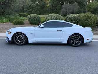 2021 Ford Mustang