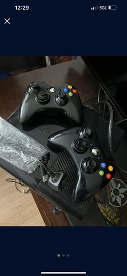XBox 360 Bundle With Headset 