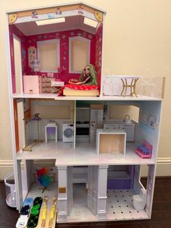 Rainbow High Townhouse Dollhouse Playset