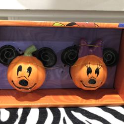 Disney Mickey And Minnie Salt And Pepper Shakers