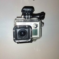 GO PRO 3 Camera With Accessories 