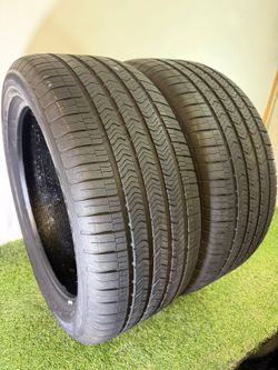 V67 285 45 21 113H Goodyear Eagle Sport 2 Used Tires 85% Life
