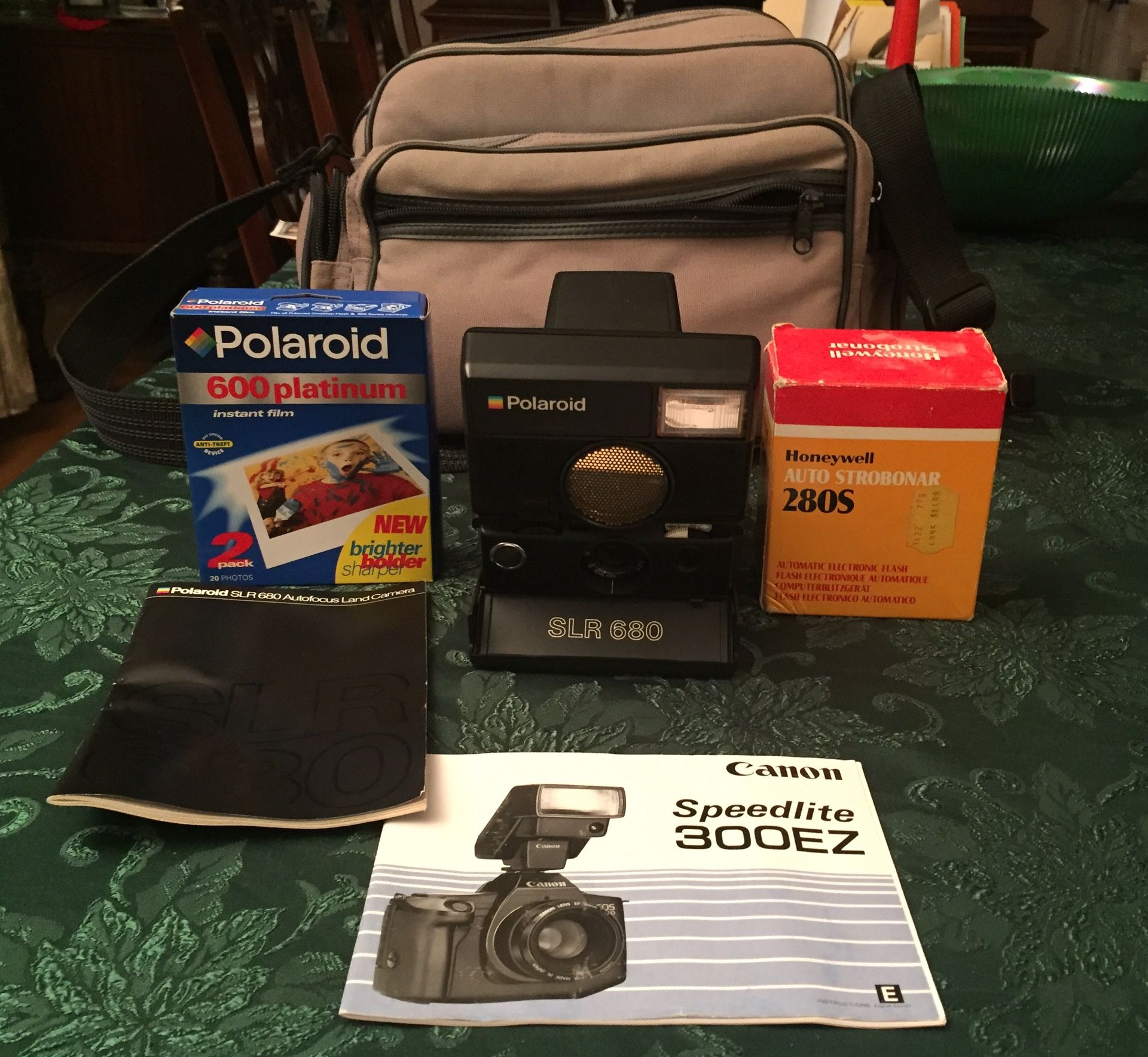 Vintage Polaroid SLR 680