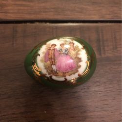 Vintage Limoges France Egg