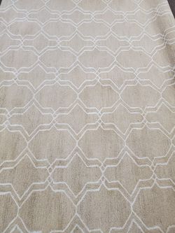 9x12 area rug new 150.00