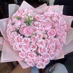 Pink Heart Bouquet 