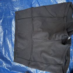 Lululemon Shorts Size 4