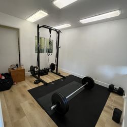 Home Gym Equipment 