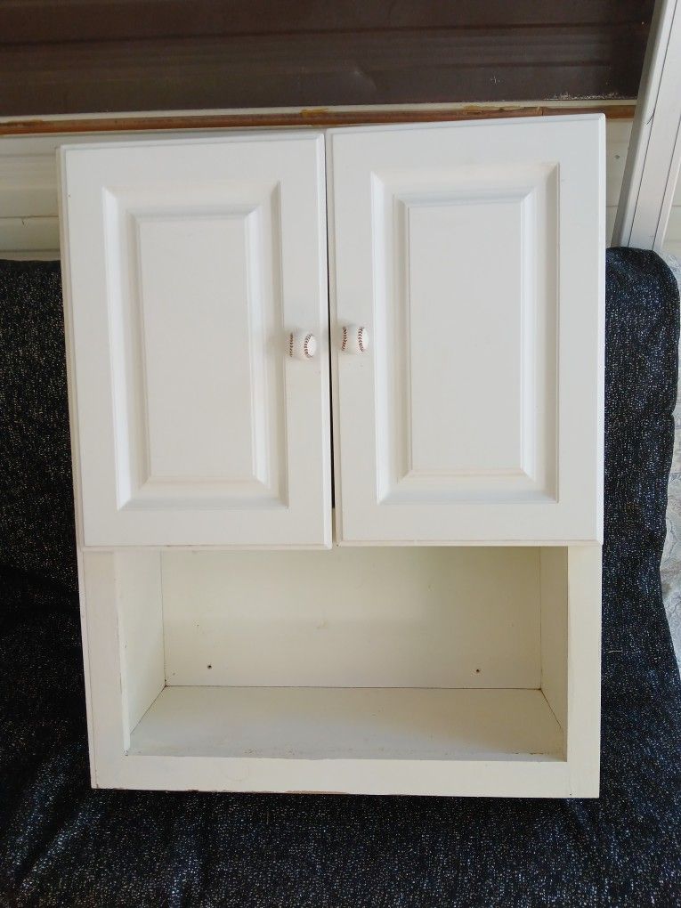 Wall Cabinet