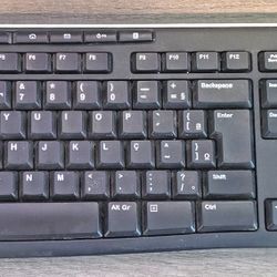 Logitech Wireless  Keyboard L270 (Portuguese/English Characters)