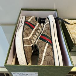 Used Gucci Shoes