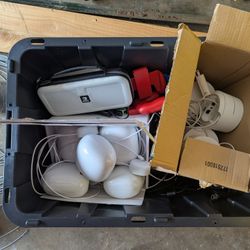 Tech Box - Oled Switch, Google Wifi
