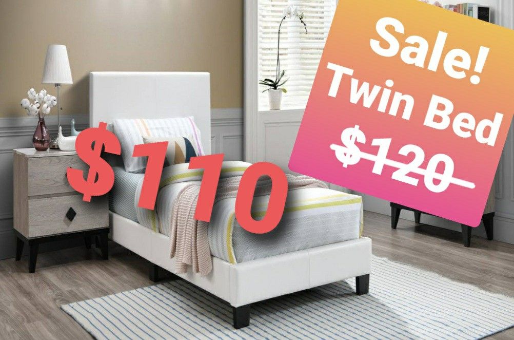 Sale on top of sale! I only have 1 bed at this price First come first serve No Holds White Faux Leather Bed Comes in size Twin
