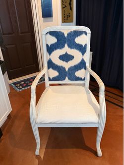 Solid wood chair