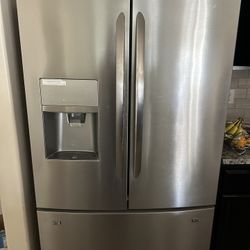 2019 French Door Frigidaire Gallery Refrigerator 